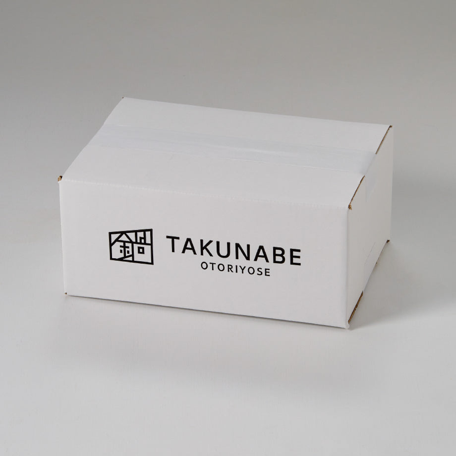 【毎月数量限定】蓮月「特製手作り焼き餃子」TAKUNABE「国産牛もつ鍋-秘伝醤油味-」コラボセット(2~3人前)|送料無料